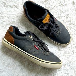 Levi’s Men’s Casual Shoe Size 8